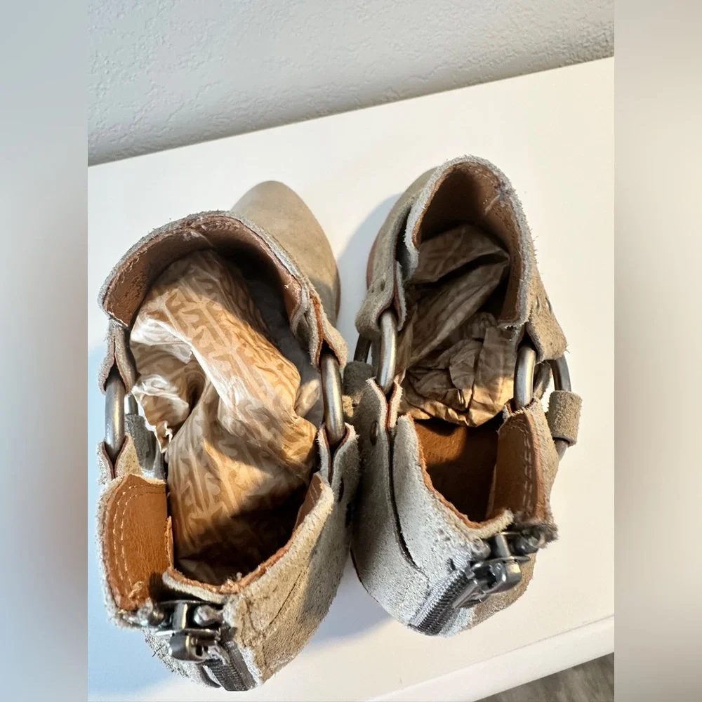 Frye Women's Ray Harness Back Zip Ankle Boot - Picture 7 of 7